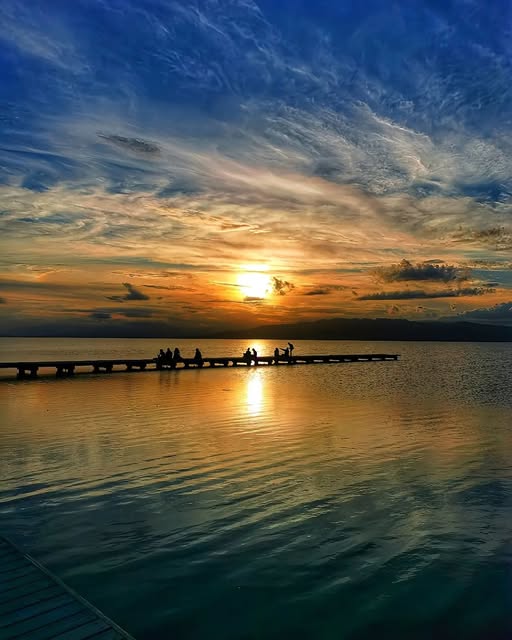 Atardecer sobre el Delta del Ebro